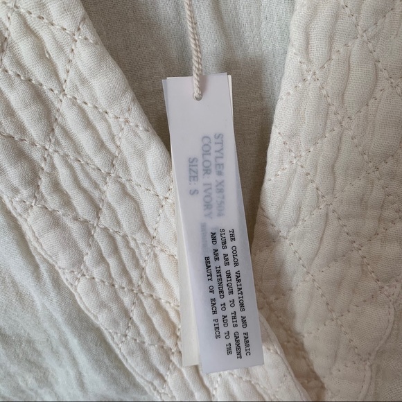 💗NWT💗 XIRENA AVA TOP - IVORY - Picture 9 of 10